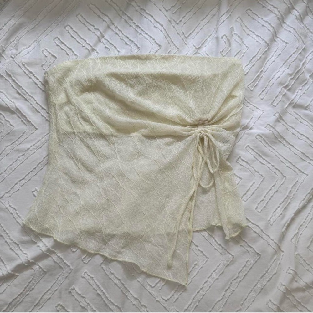 Butter Yellow Lace Top